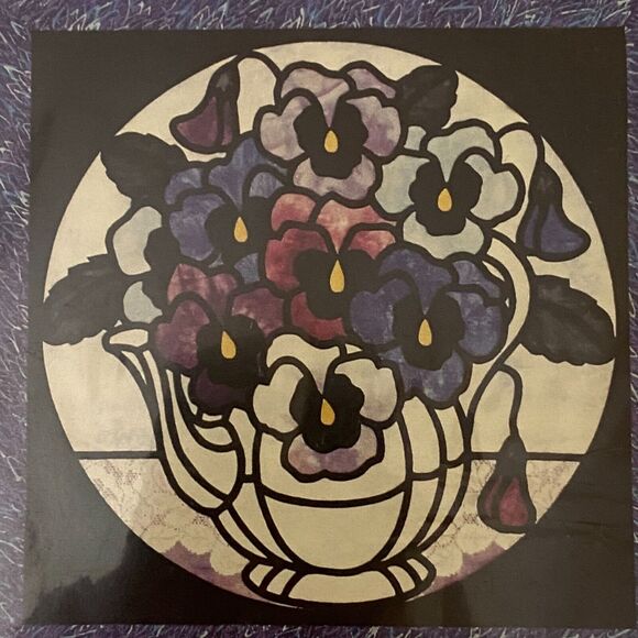 Ravenwood Designs RW802 Pattern Victorian Pansies Wall Quilt 30x30 Applique - Picture 1 of 6